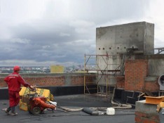 Демонтаж шахты дымоудаления на крыше 17-ти этажного дома при изменении проекта по техзаданию архитектора